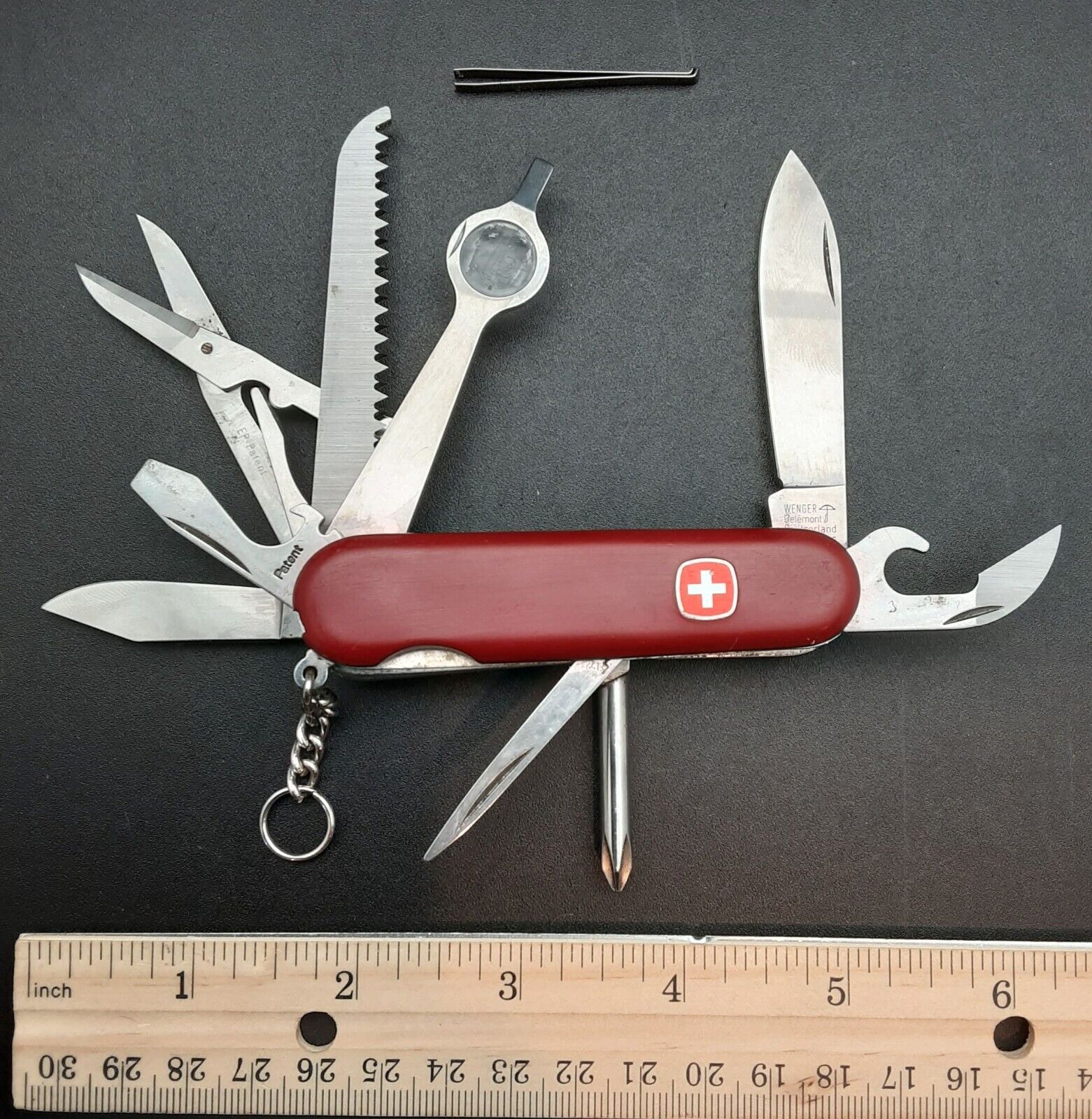 Vintage Red WENGER Backpacker Deluxe Swiss Army knife w/Magnifying Glass