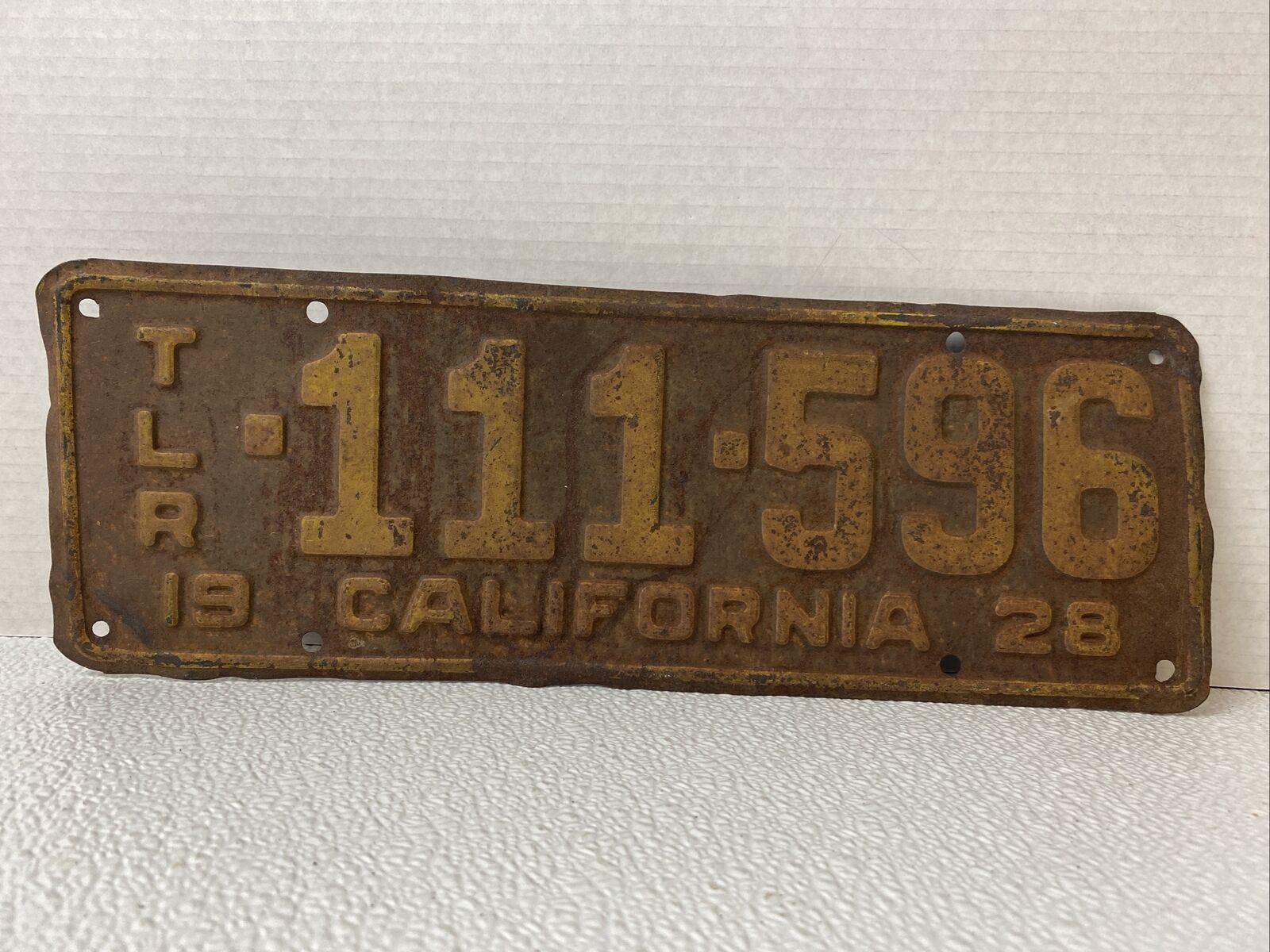 1928 California Trailer License Plate 111-596 Collectible Rustic