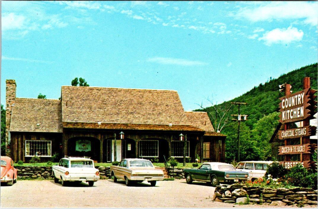 West Battleboro, VT Vermont  COUNTRY KITCHEN RESTAURANT Roadside CHROME Postcard