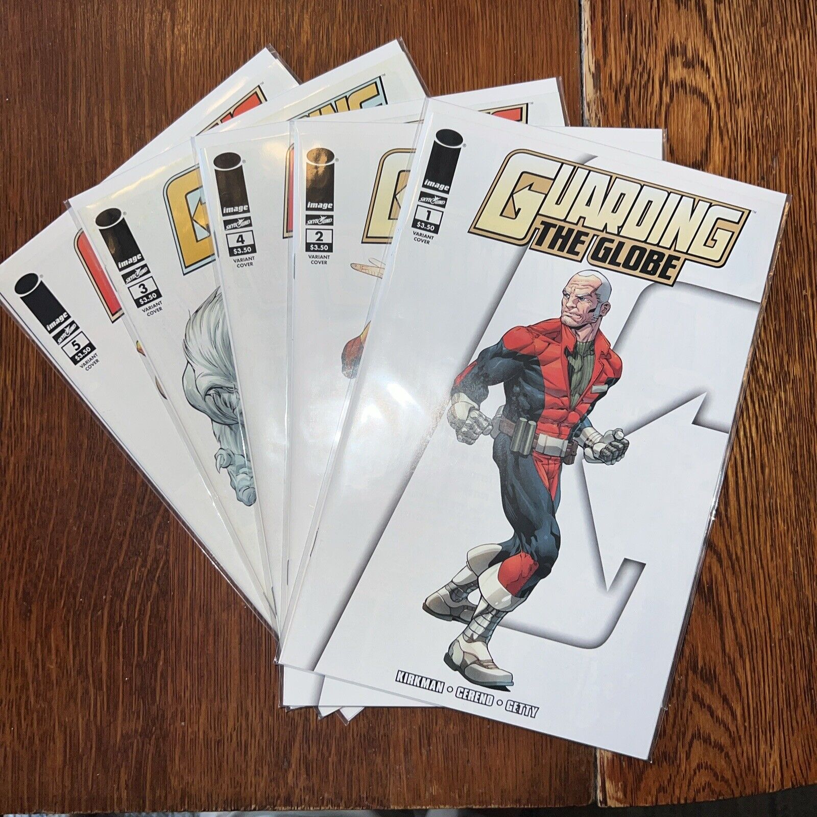 Guarding the Globe Lot of 5 - #1-5 NM Variants 5x variants, more Invincible