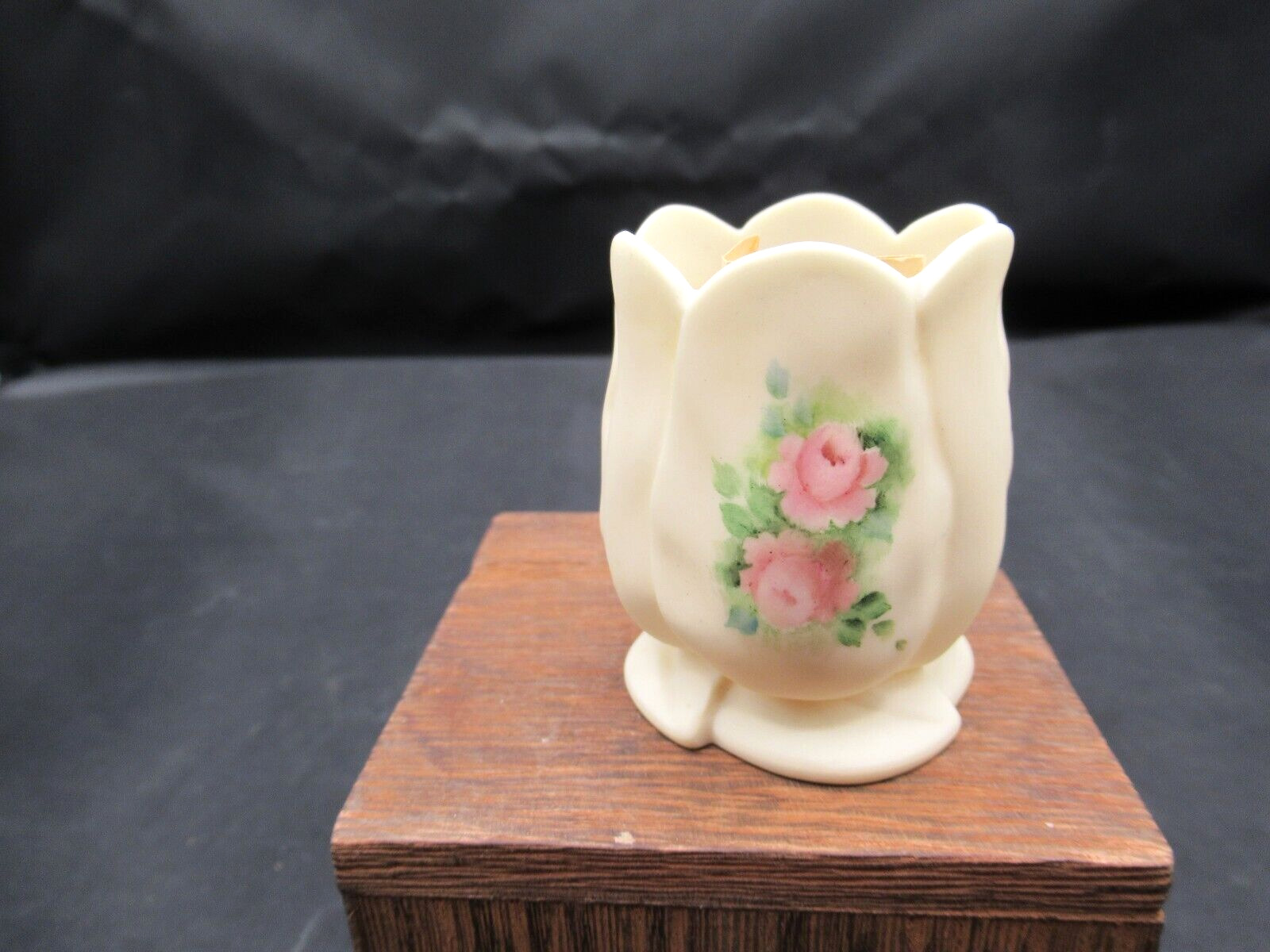 VINTAGE TINY TOOTHPICK HOLDER CREAM COLOR FLOWERS HANDPAINTED SIGNED