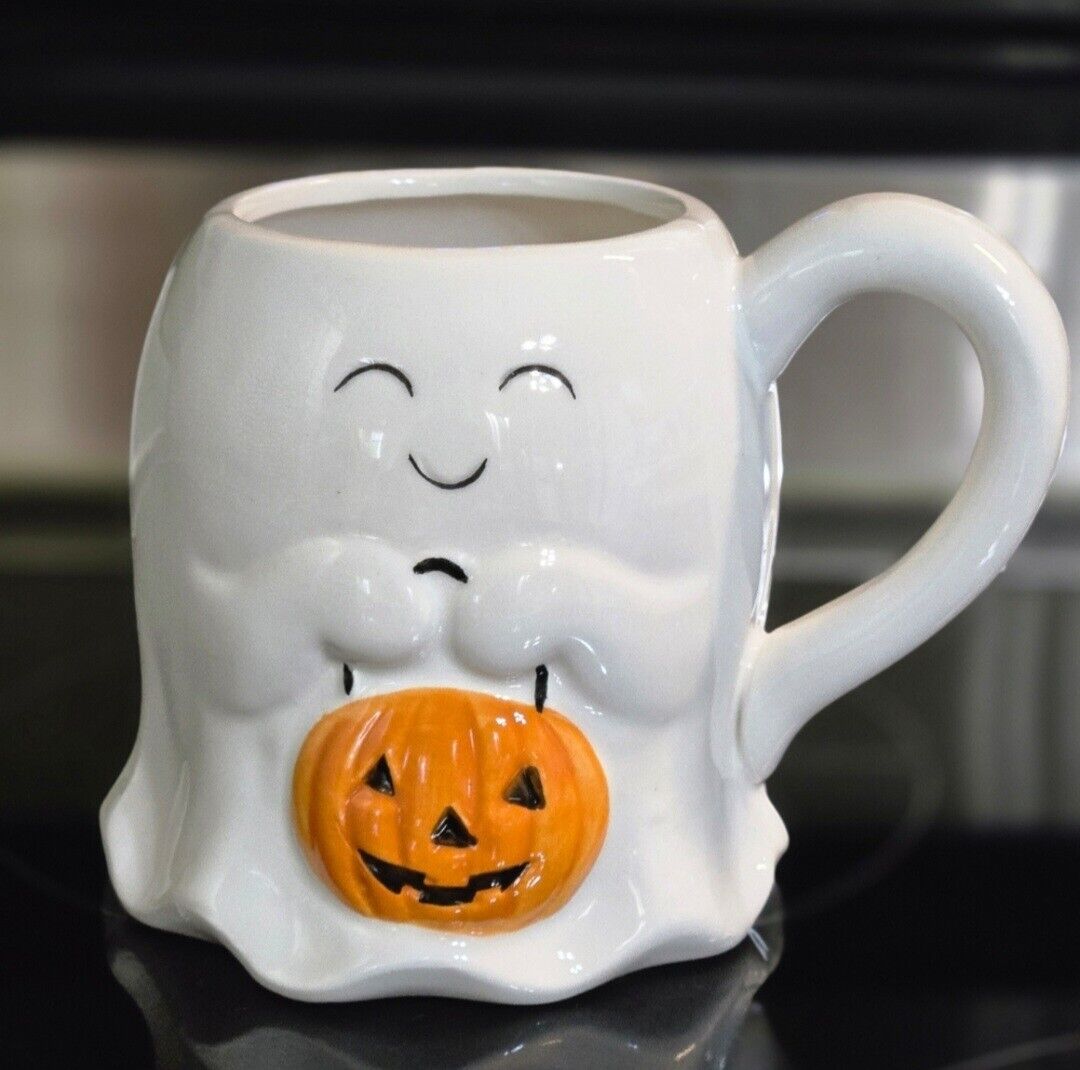 👻 Cute Ghost With Pumpkin JackOLantern Mug Halloween Decor TJMaxx Marshalls 