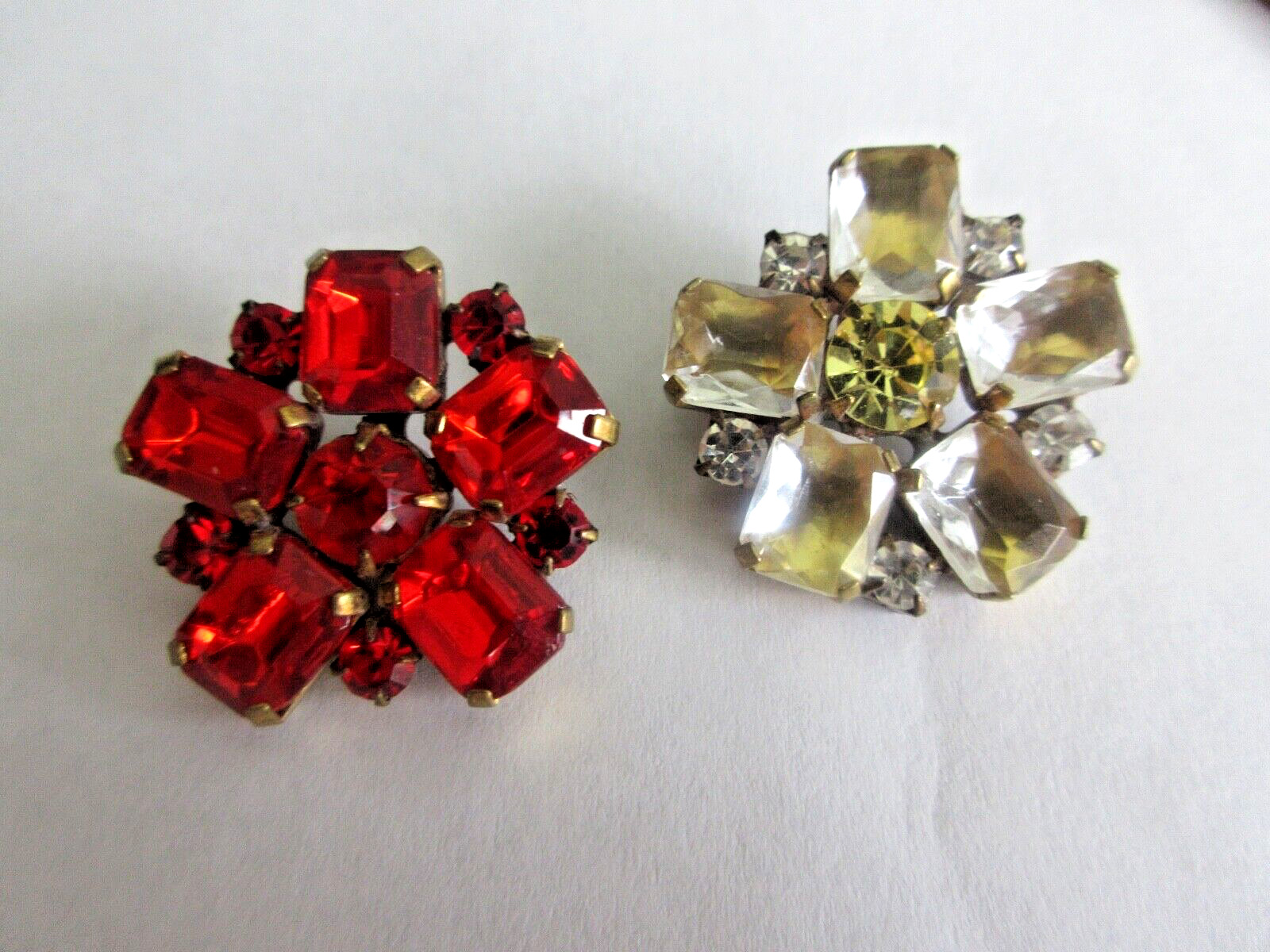 OUTSTANDING  2  Czech Vintage Glass Rhinestone Buttons   Ruby Red & Crystal