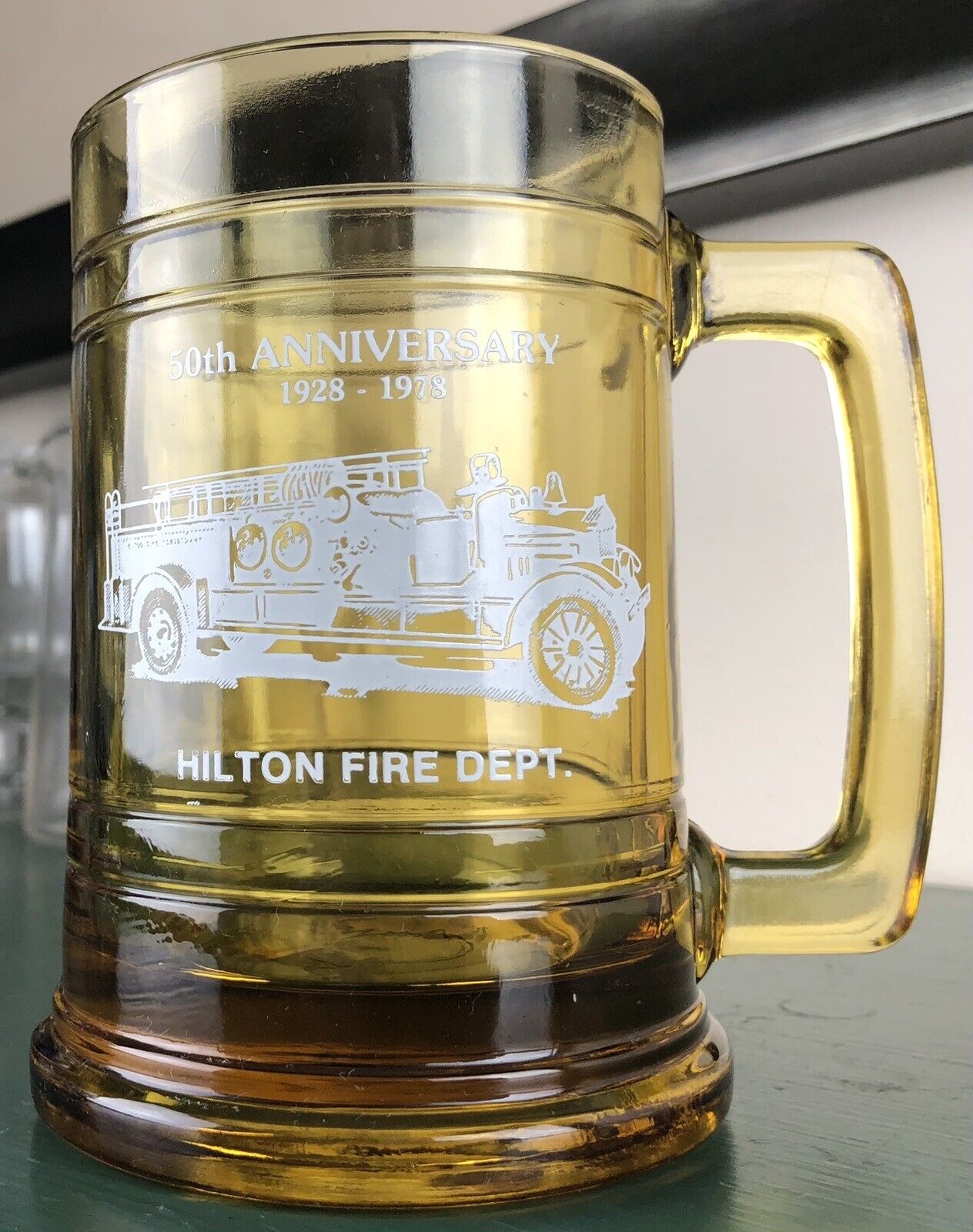 Hilton Fire Department 50th Anniversary 1928-1978 Amber Glass 15oz Beer Tankard
