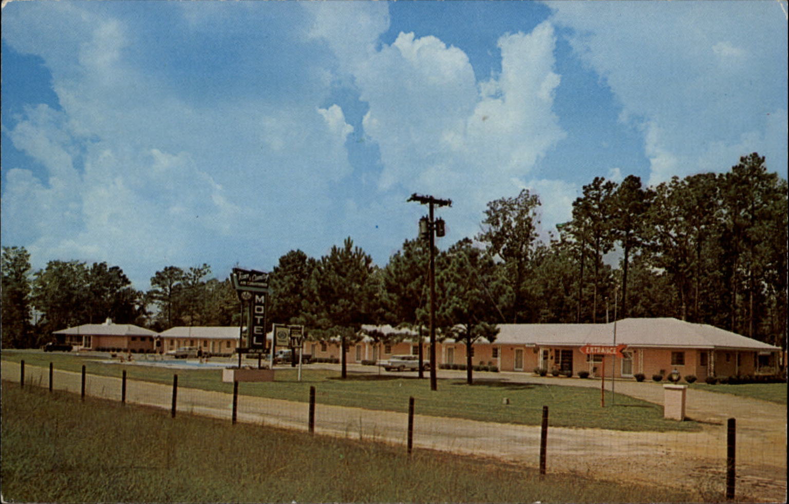 Town Country Motel Fayetteville North Carolina swimming pool ~ dated 1972