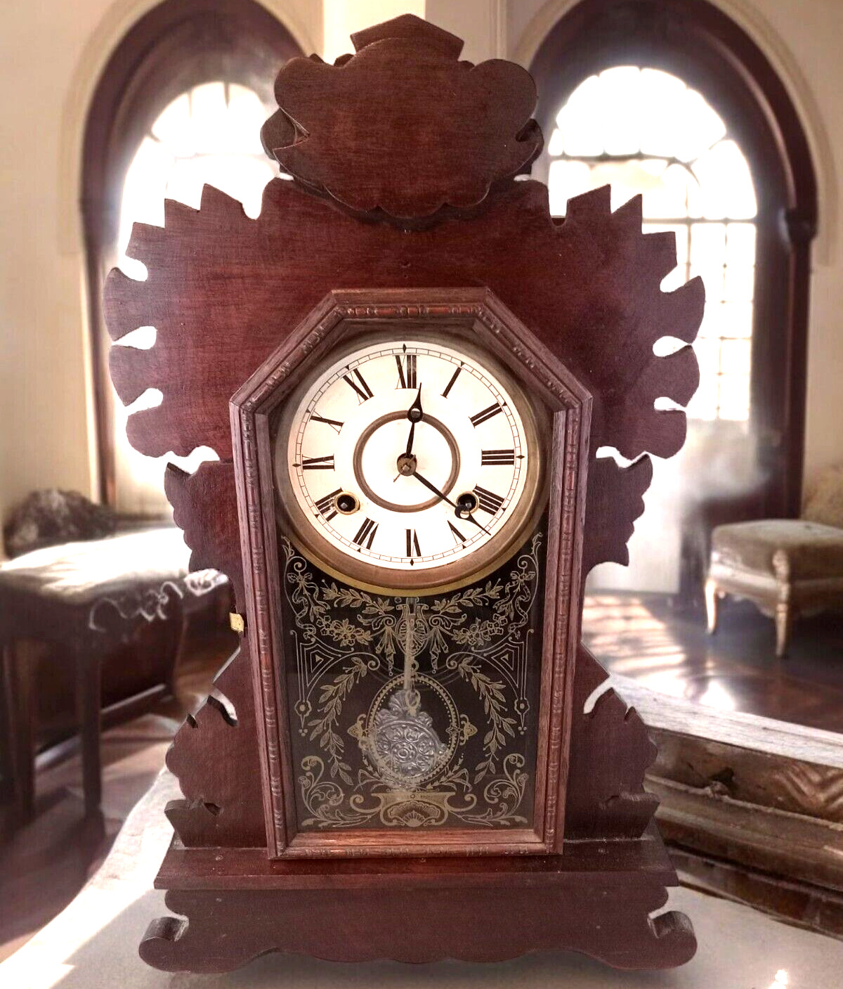 Antique 1800's WATERBURY Dark Oak Victorian Gingerbread Shelf Mantel Clock RUNS