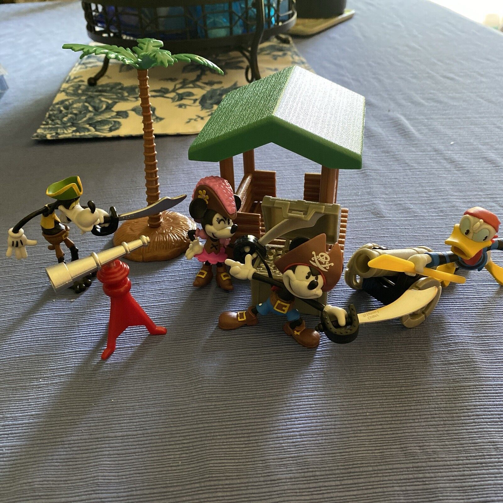 Disney Parks World Pirates of the Caribbean Mickey Playset Toy Pieces Shown