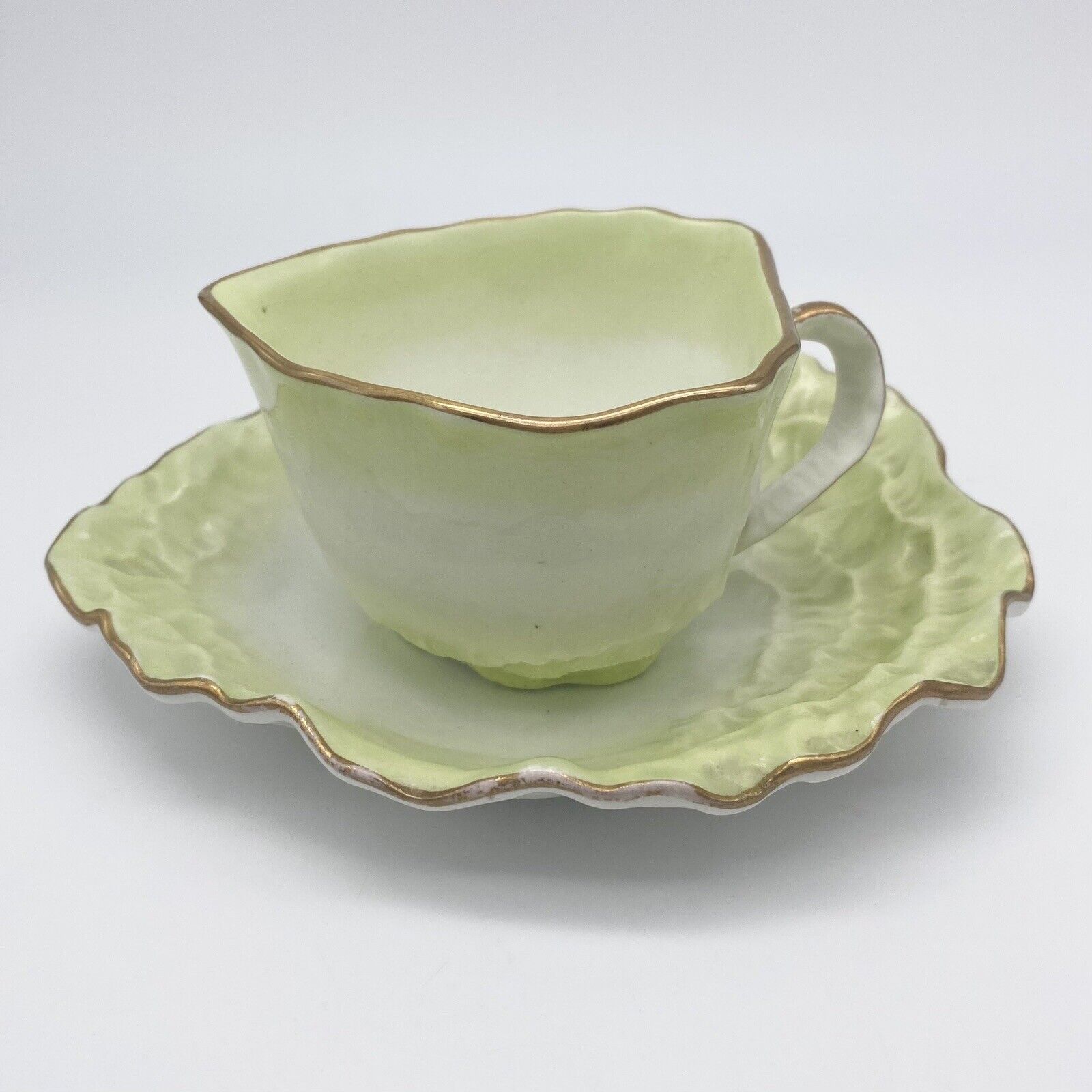 Antique Turner Porcelain Lettuce Leaf Creamer And Underplate Set Made In England