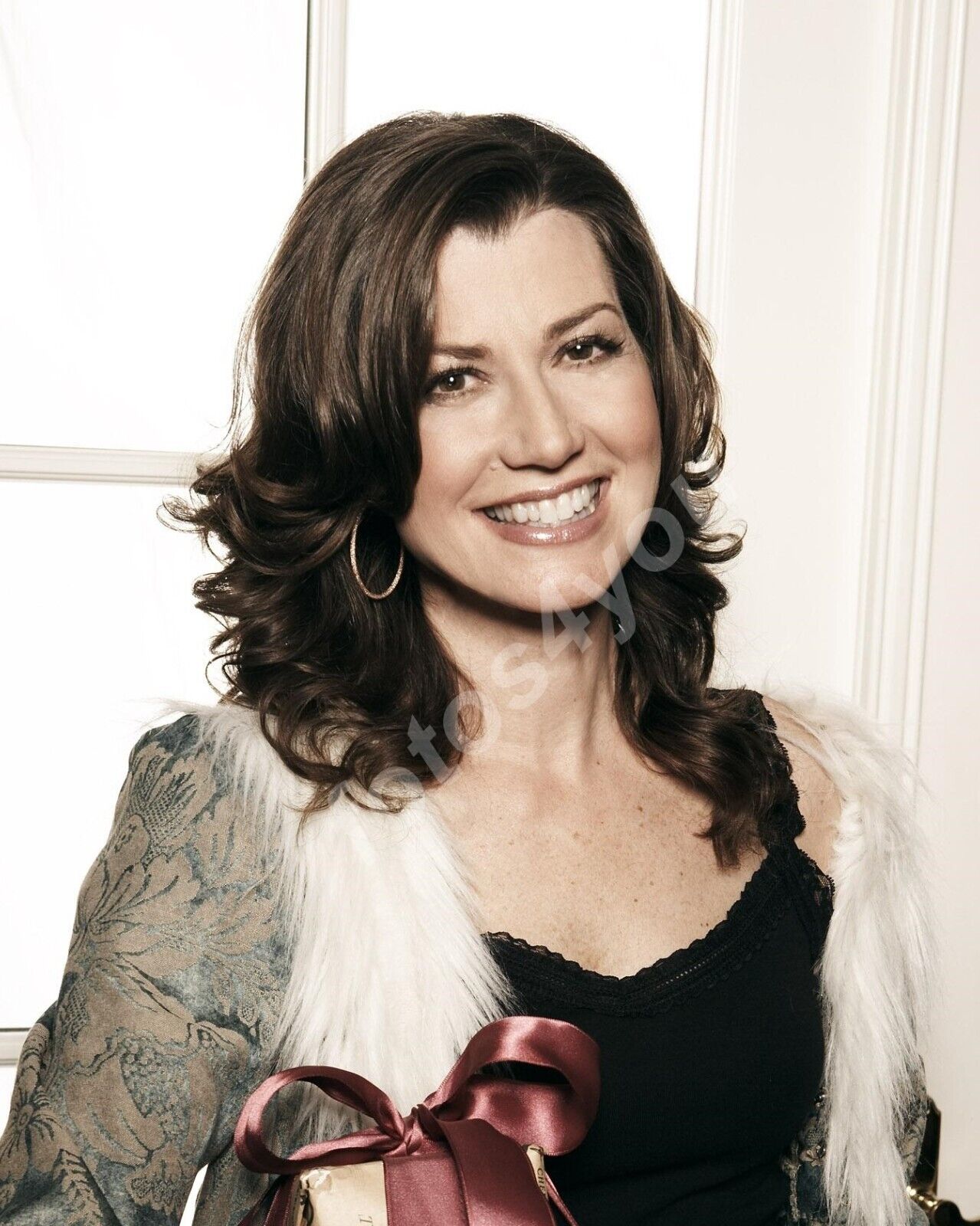 Amy Grant 8X10 Glossy Photo Picture