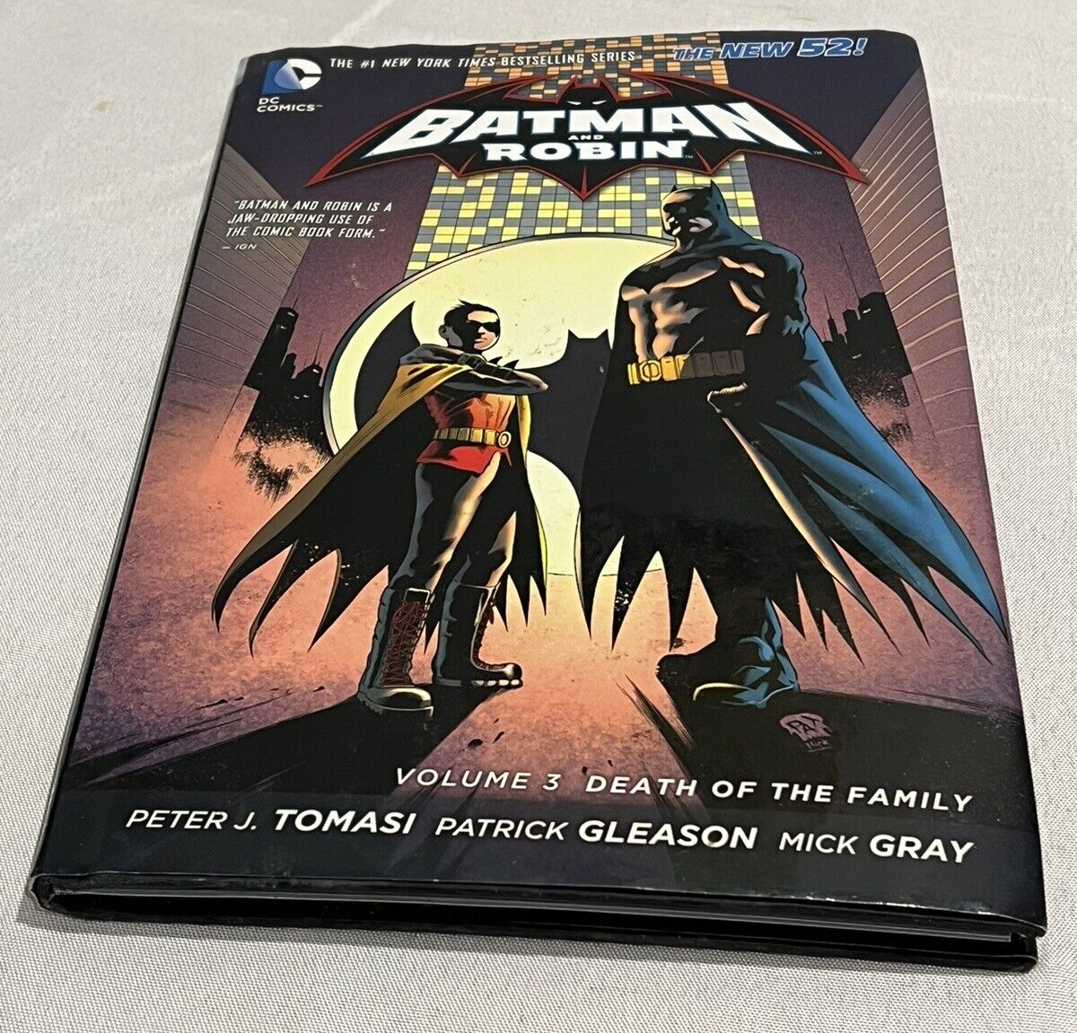 Batman and Robin Vol  3  Death of the Family  The New 52 DC Comics