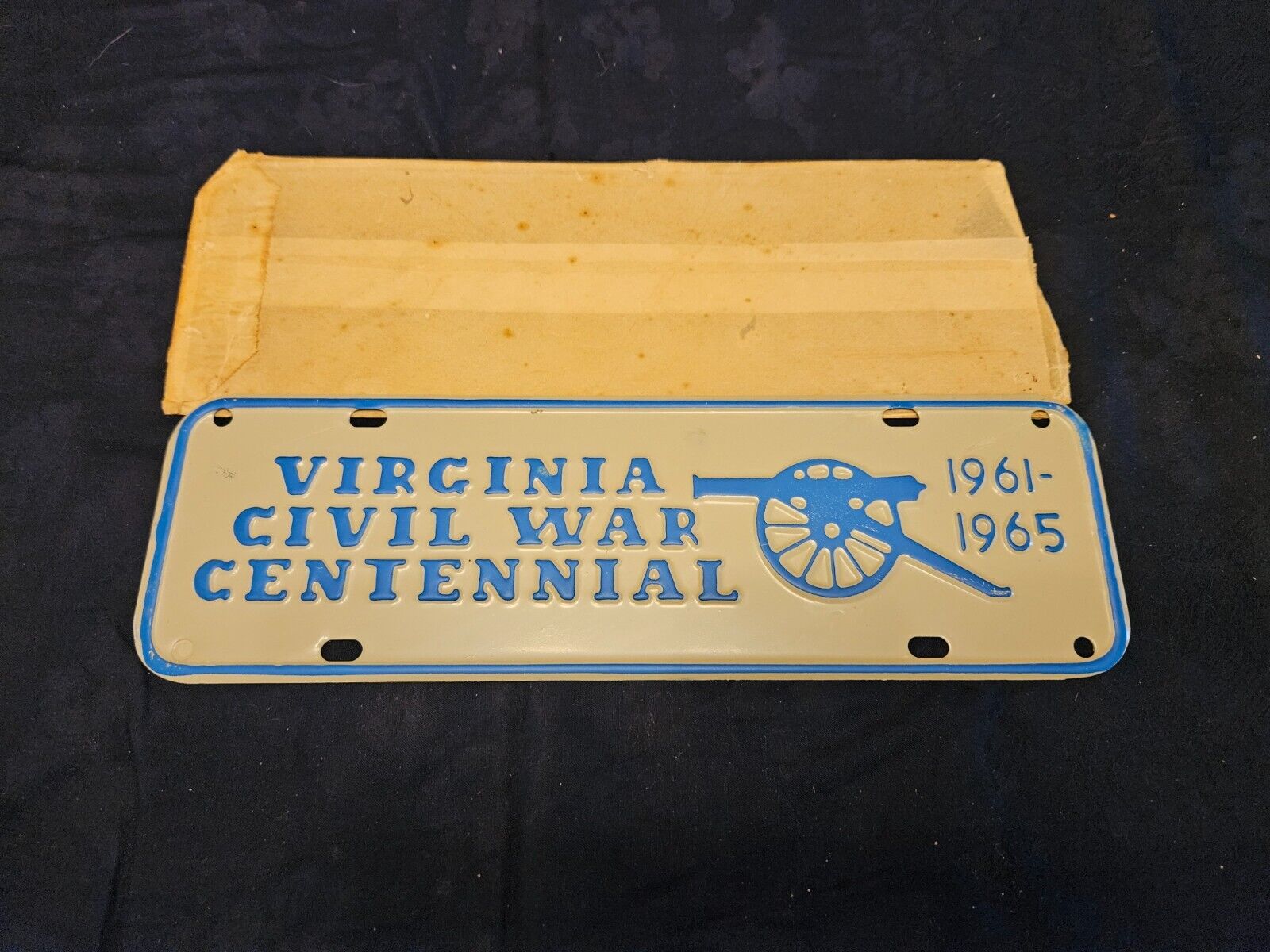 1961-1965 Virginia Civil War Centennial License Plate Attachment Mint in Wrapper