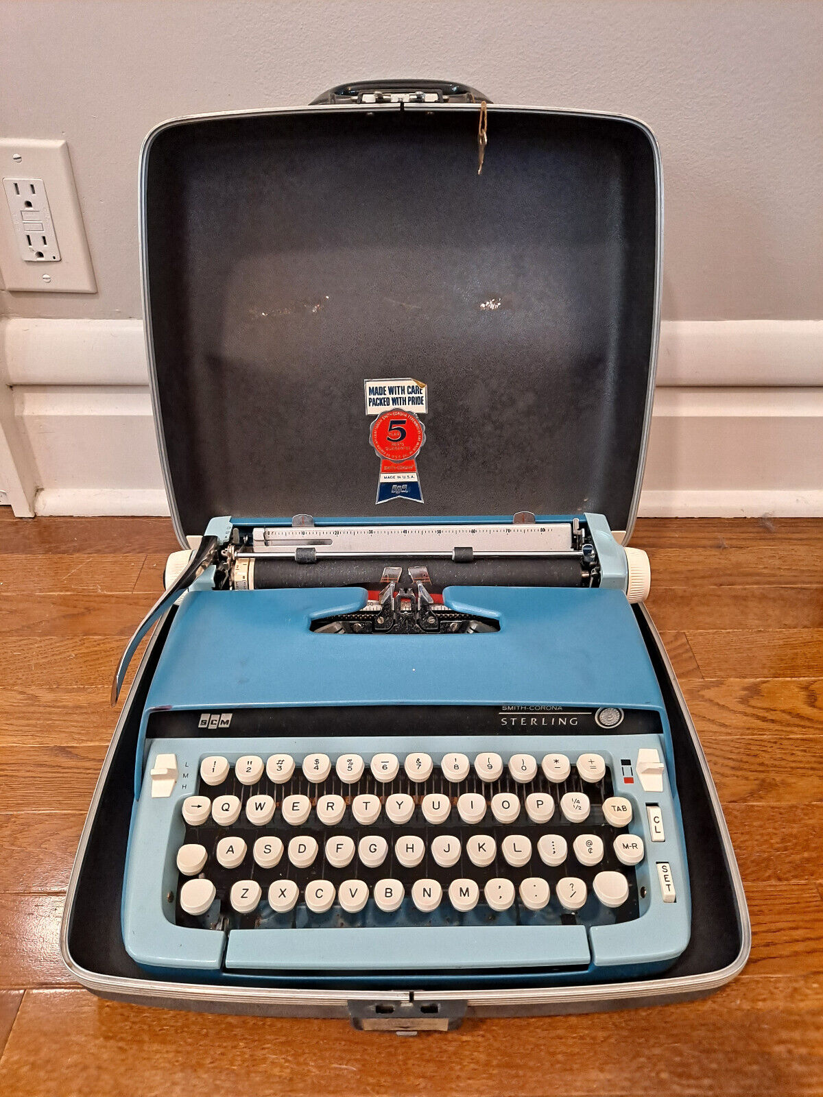 Vintage 1960s Smith Corona Sterling Typewriter - Two Tone Blue - WORKS GREAT
