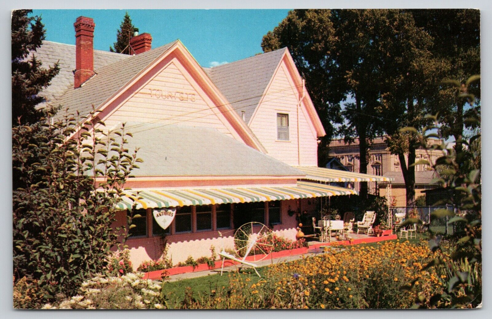 Postcard WY Evanston Pine Gables Lodge Antique Furnishings UNP A34
