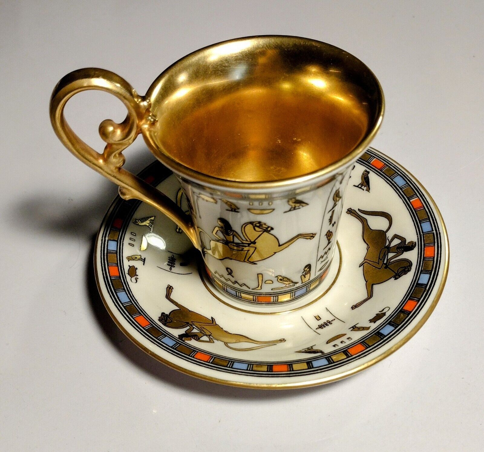 Alka Kunst Alboth Kaiser Egyptian Revival Cup and Saucer 1666 B.R. Heavy Gold