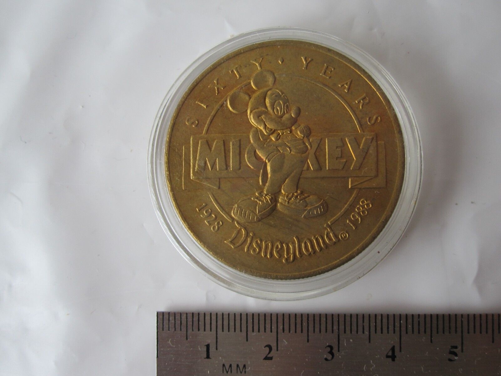 Disneyland 60 Sixty Years 1928-1988 Mickey Mouse Commemorative Coin in case