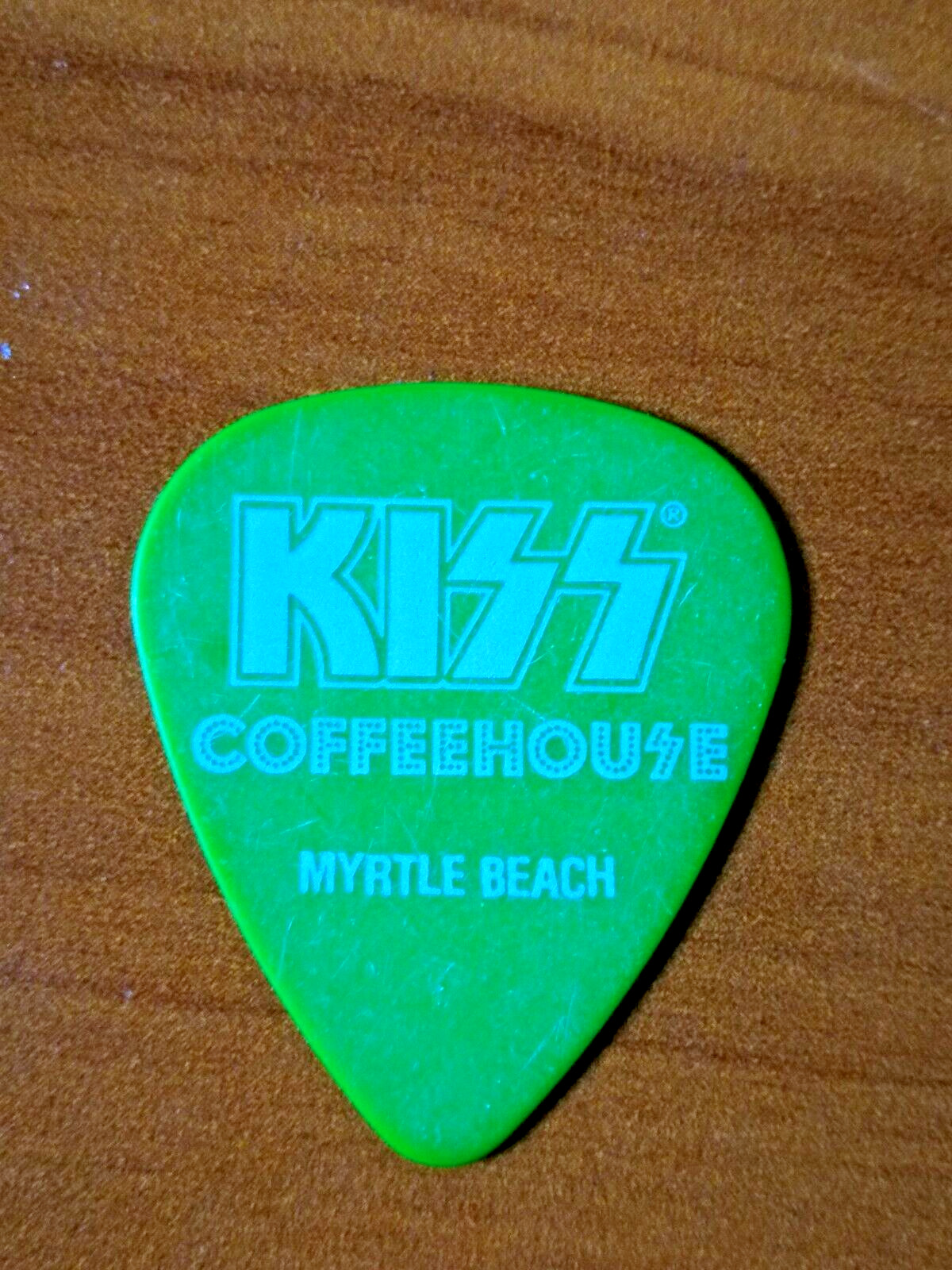 KISS Peter Criss Coffee House Myrtle Beach SC Green Guitar Pick Unused Catman