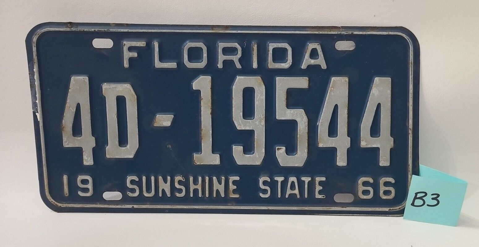 1966 Florida Sunshine State License Plate 4D-19544 Blue Metal Vintage Read ⬇(B3)