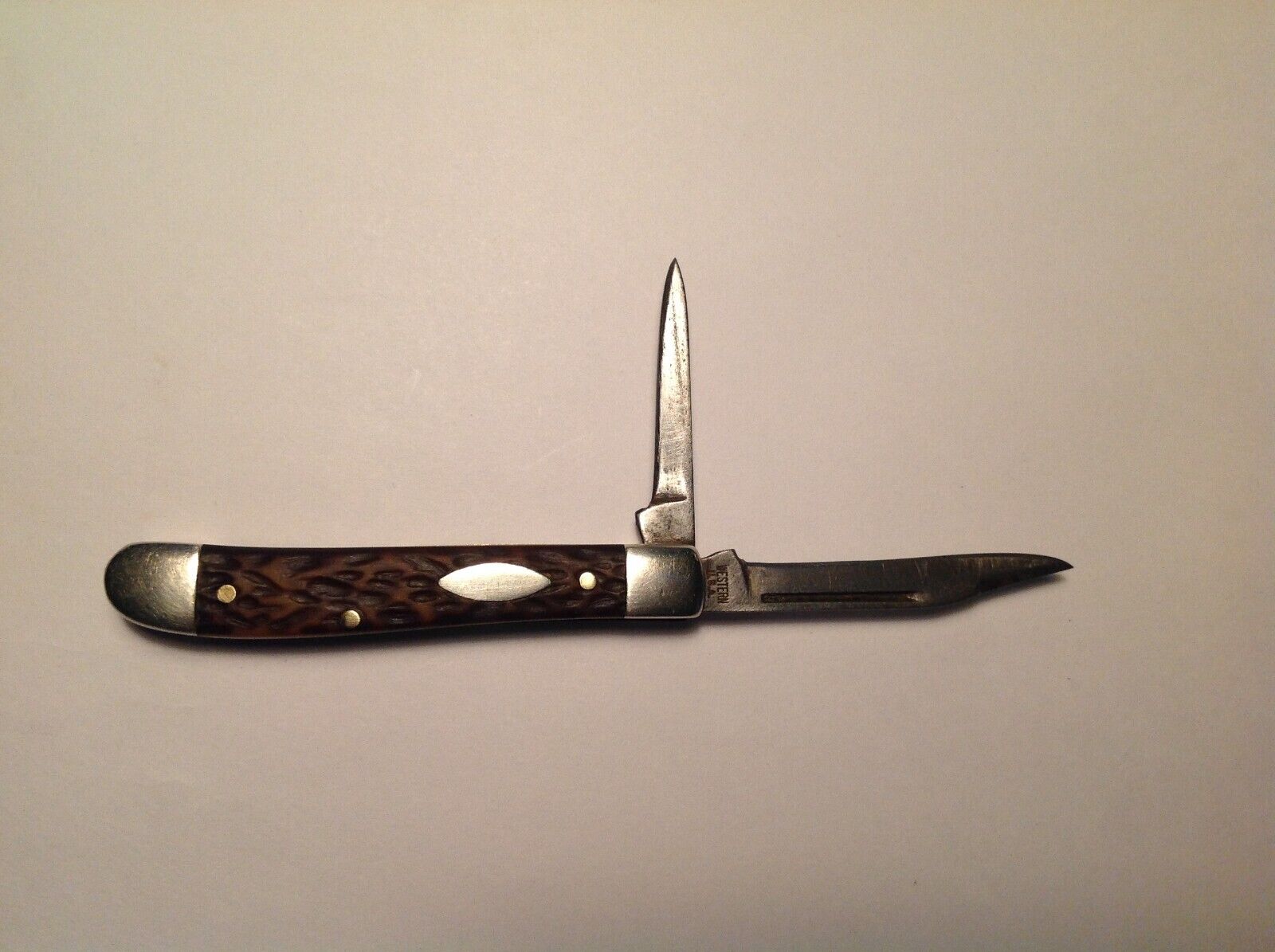 Vintage Western Boulder CO USA #292 Jigged Delrin 2 Blade Peanut Jack Knife (6)