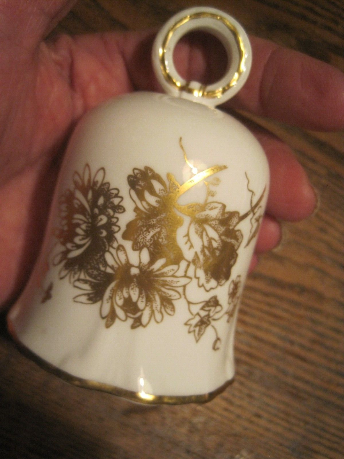 Hammersley&Co Bone China GOLD FLORAL DESIGN W/Ring Handle MADE ENGLAND