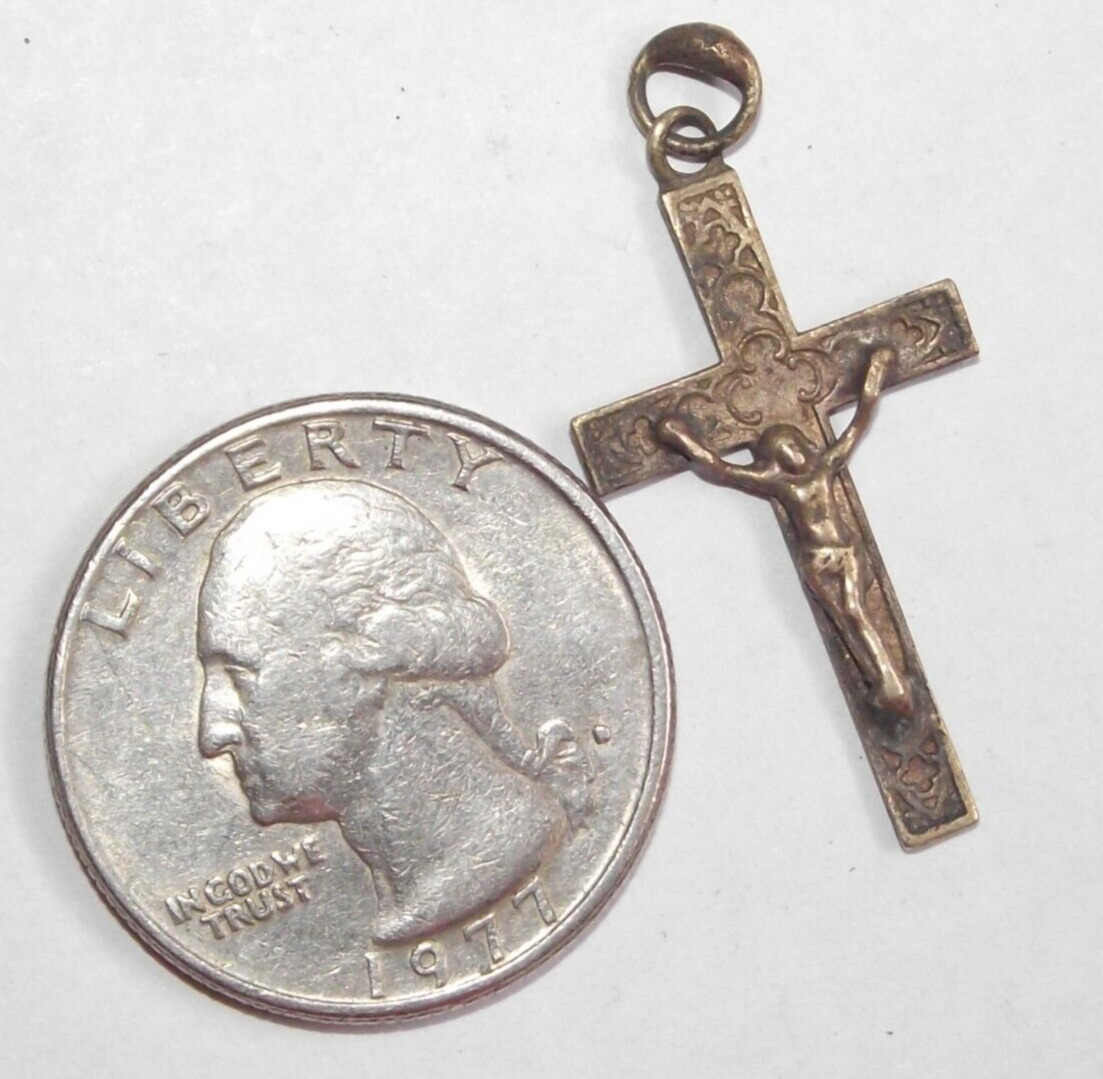 Vintage ornate texture unusual squared rosary crucifix pendant