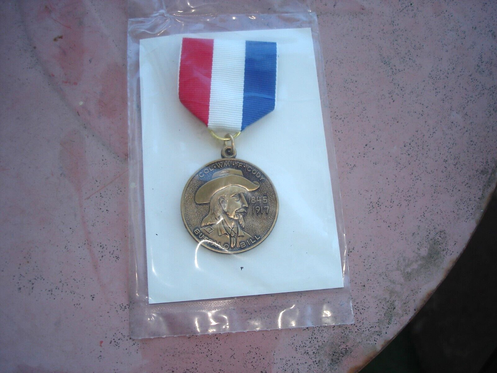Medal Of Buffalo Bill New Sealed 1845-1917 COL. WM. F. CODY