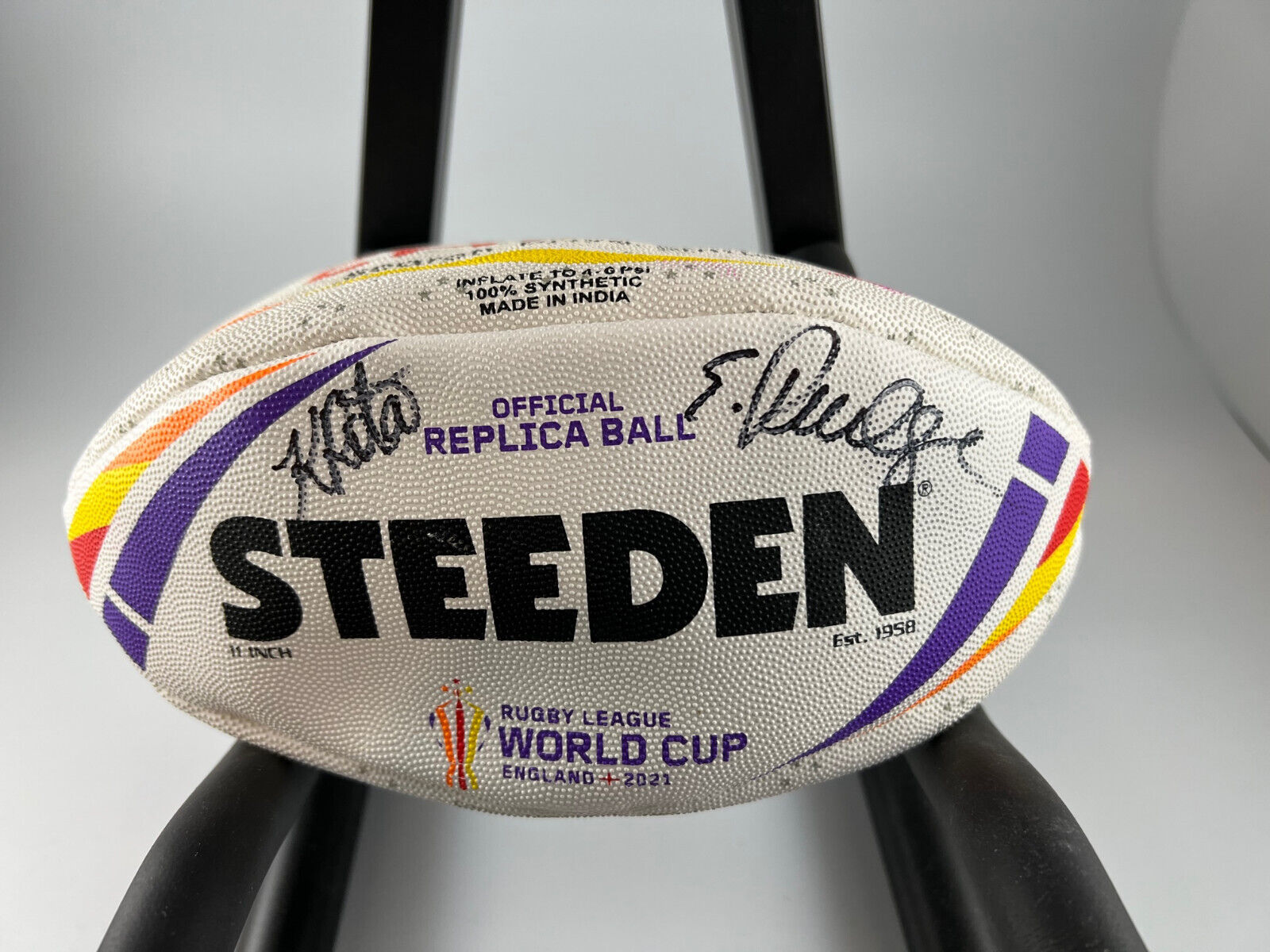 RUGBY LEAGUE WORLD CUP 2021 Signed Ball - 4 Women\'s Semi-Final Captains - NEW