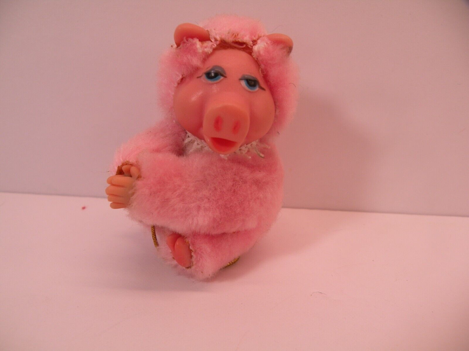 Vintage The Muppets Miss Piggy Clip On Pencil Hugger