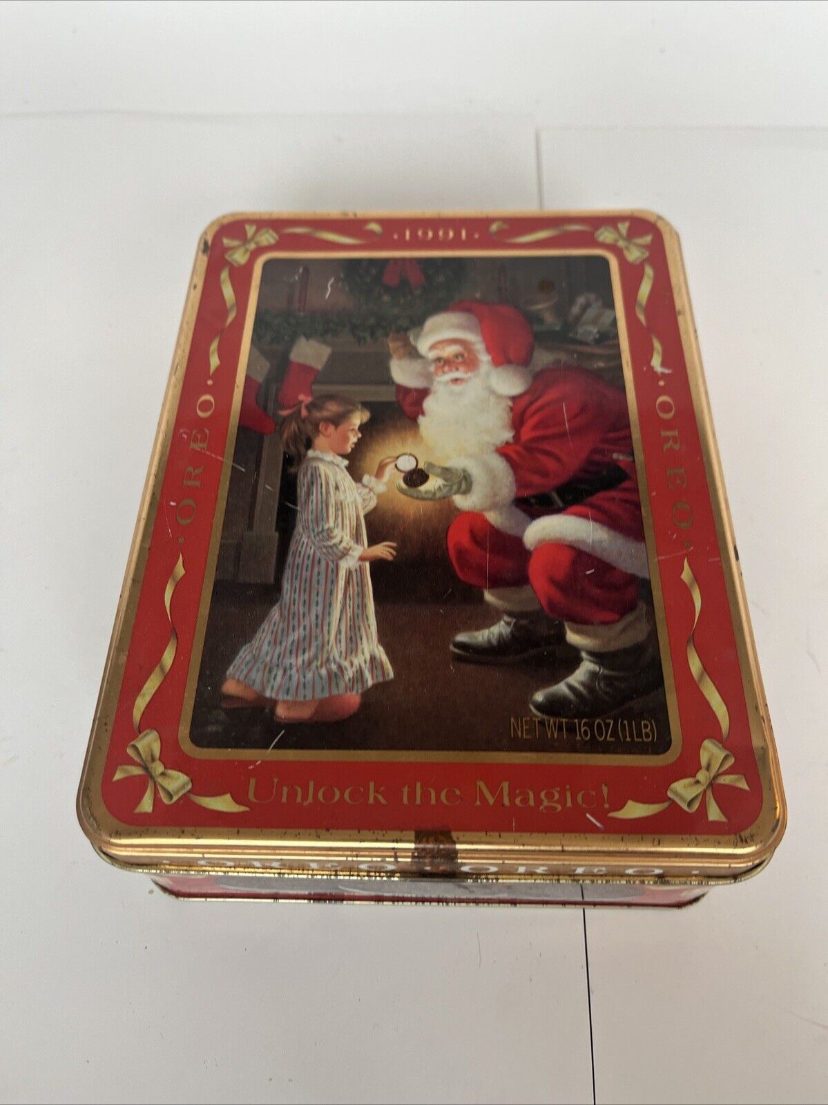 1991 Vintage OREO Cookie Collectible Christmas Holiday Tin \