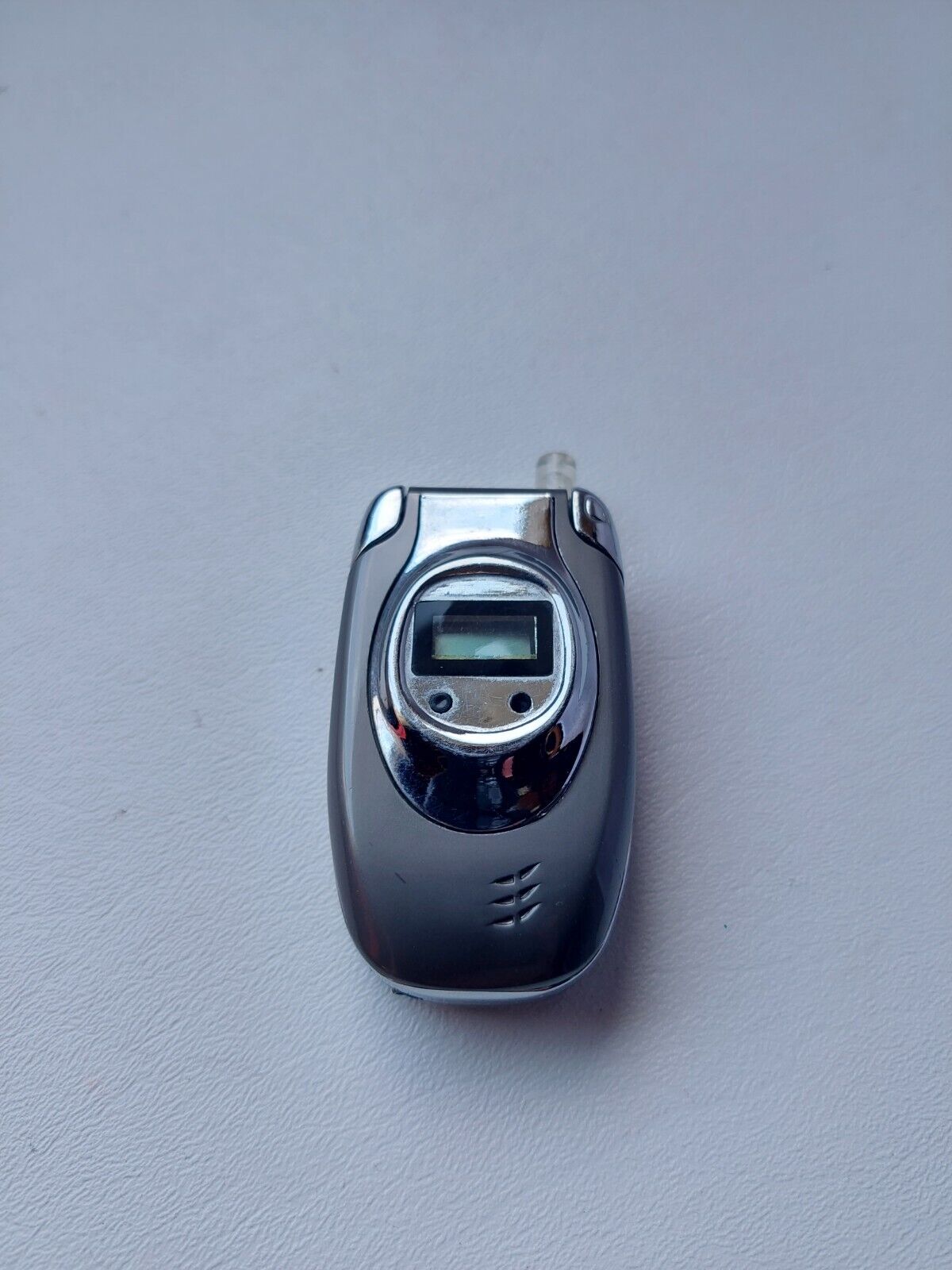 Vintage Cell Phone Flip Phone Lighter, Novelty 3\