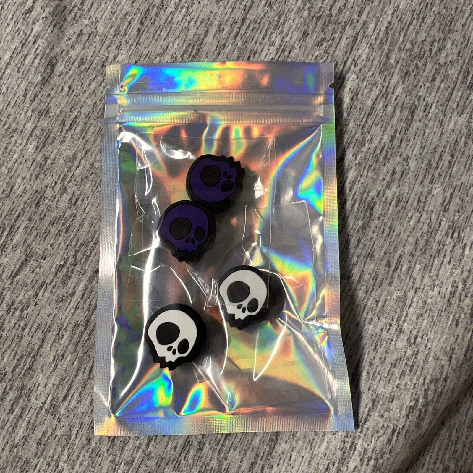 Maniac EDC “Glow White” & “Ultra Violet” PVC Skull Beads