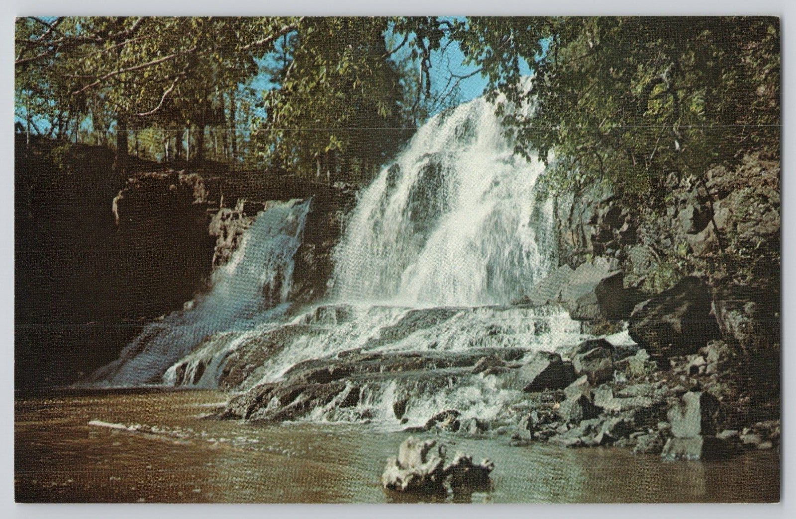 Postcard Upper Gooseberry falls, Gooseberry Falls State Park, Minnesota