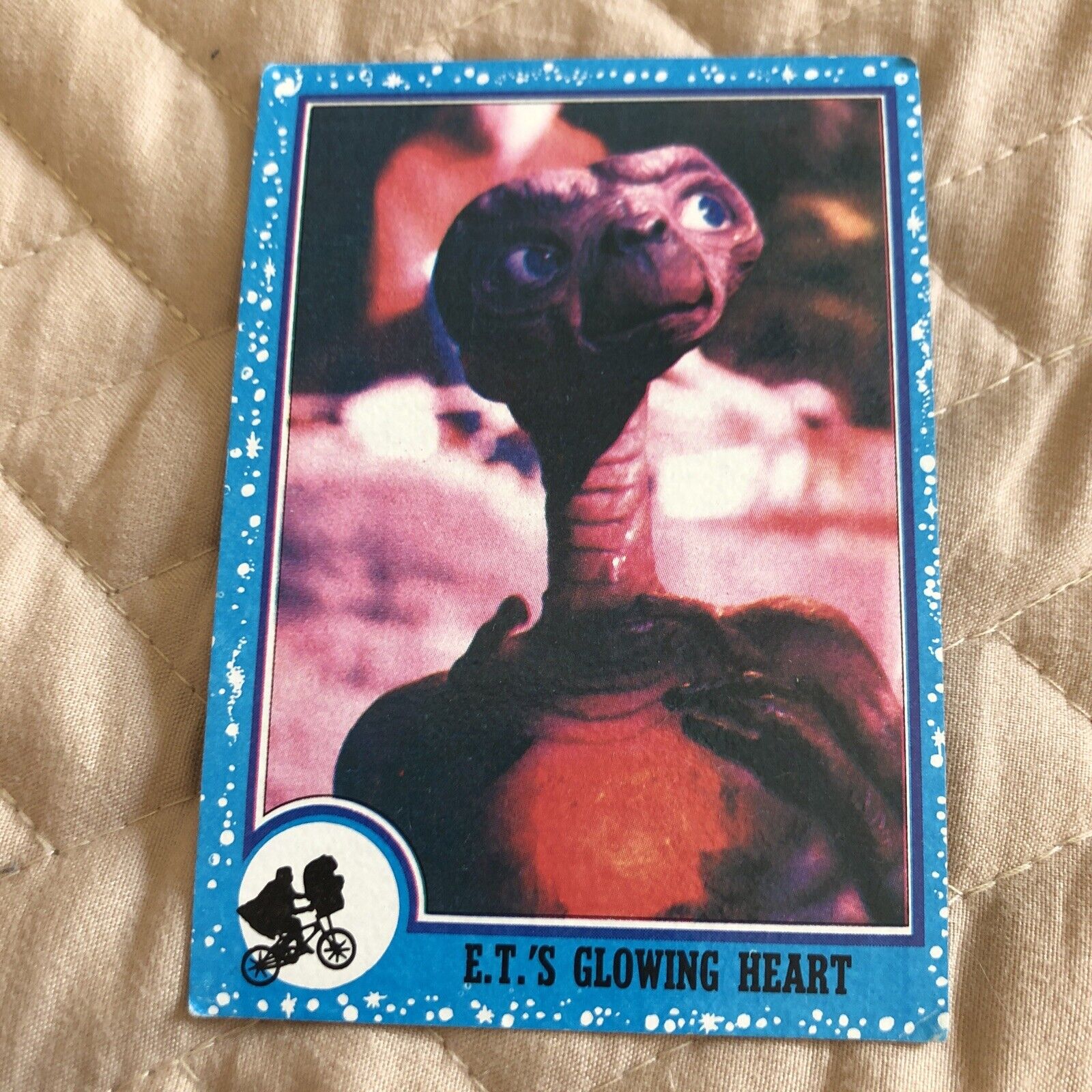 E.T.\'S GLOWING HEART 1982 Topps  E.T. The Extra-Terrestrial Trading Card #68