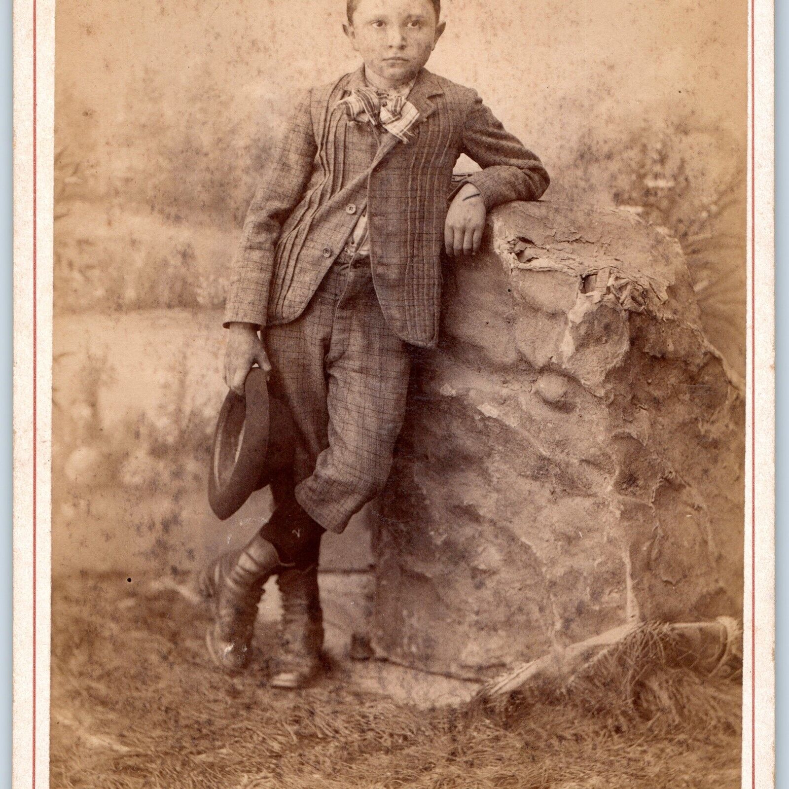 c1880s Harrisburg, PA Handsome Mature Little Man Cabinet Card Photo Roberts B15