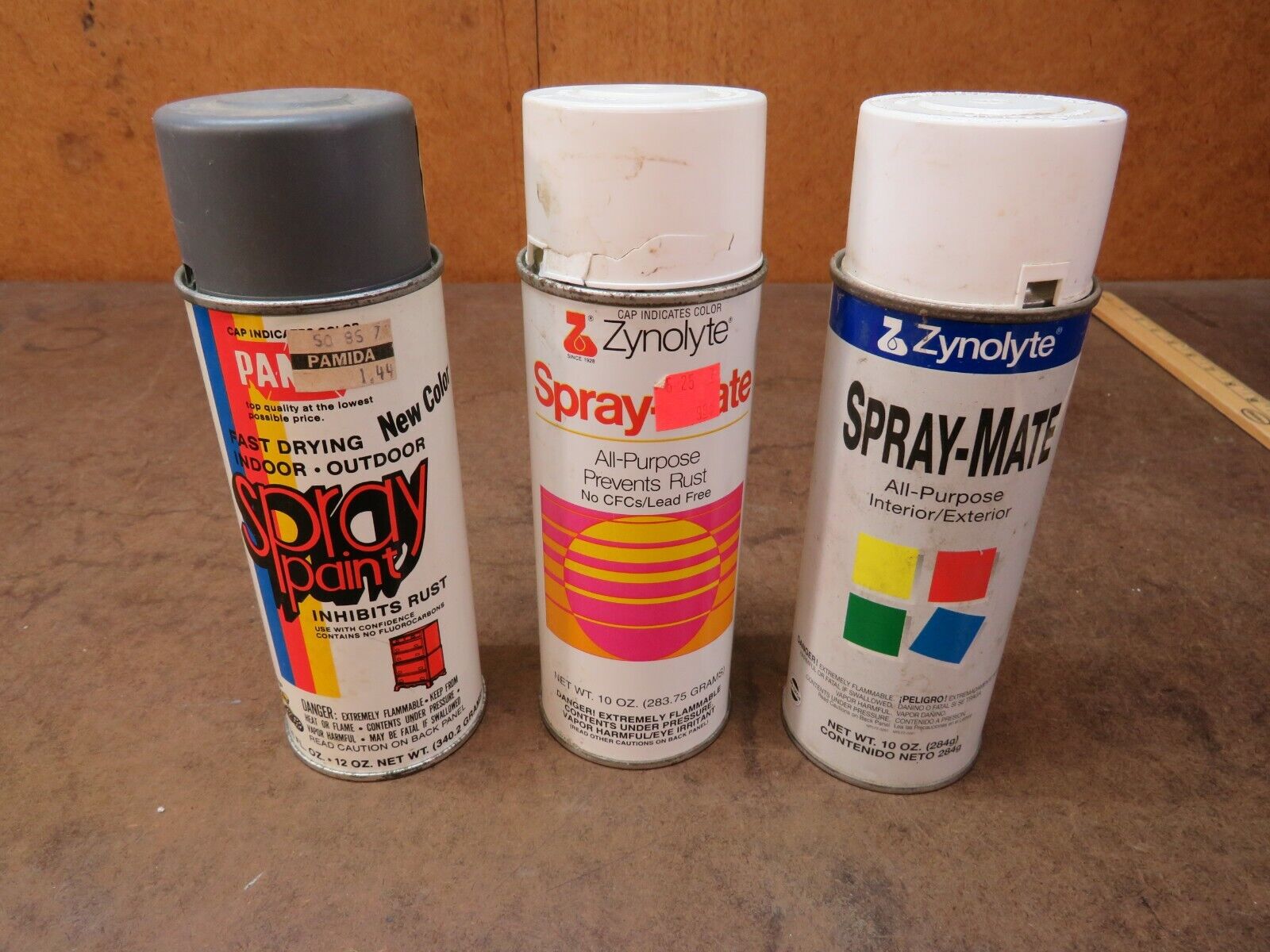 3 Vintage Spray Paint cans Zynolyte white primer grey 