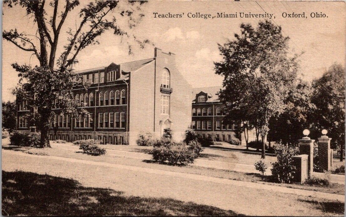 Postcard Oxford, Ohio Teachers\' Cottage Miami University Postmarked 1923 P368