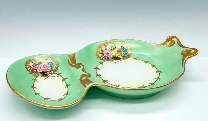 ANTIQUE HAND PAINTED Mint Green & Roses LIMOGES T.&V. SEAFOOD DISH,TRAY-Pristine