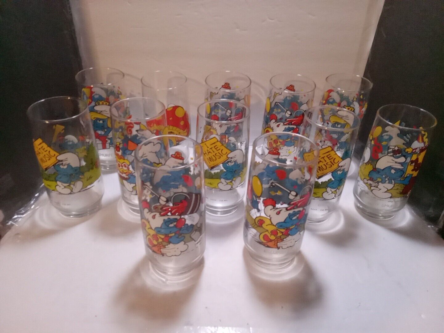 Smurfs Vintage 1982-1983 (Set Of 12) Drinking glasses By Peyo Collectables 