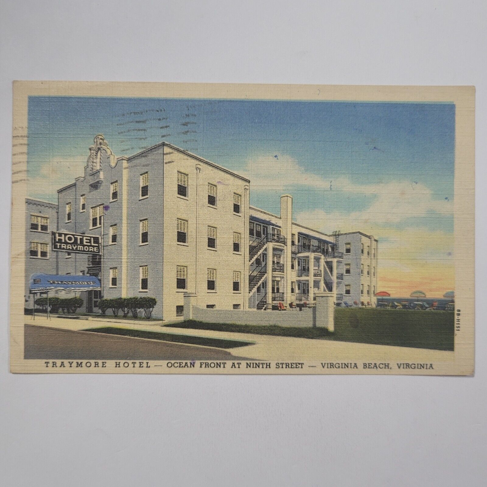 Traymore Hotel Virginia VA Beach Vintage Linen Postcard Ocean Front Ninth Street