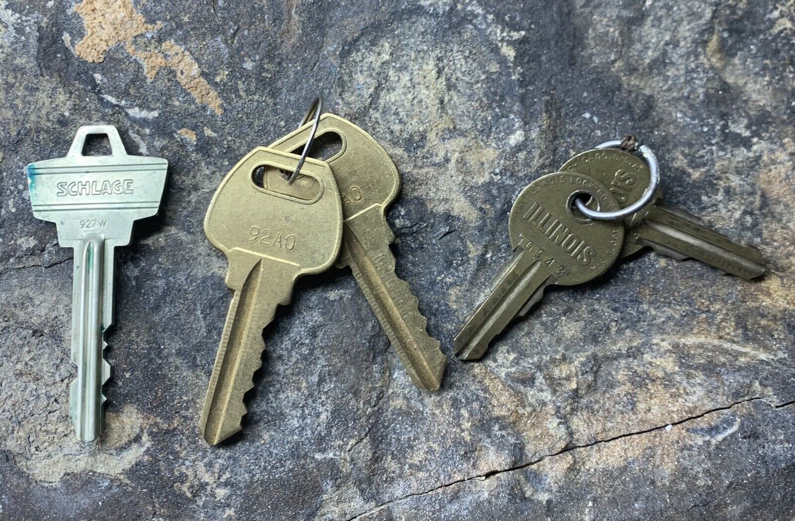 Vintage Key Lot. Okay Condition. 5 Total