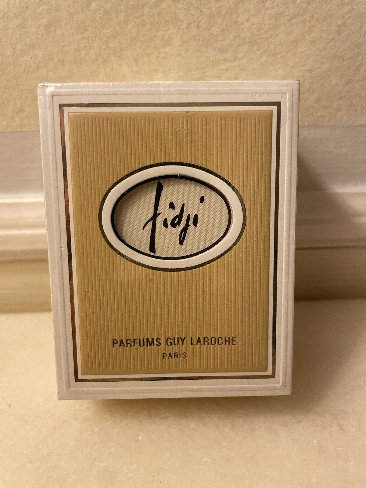 New Sealed Vintage Fidji Parfums Guy Laroche Paris 14 ml / 1/2 oz France