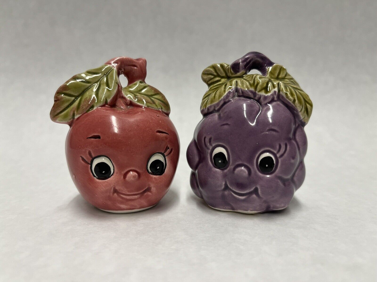 Vintage Enesco Ceramic Anthropomorphic Fruit Faces Salt & Pepper Apple & Grapes