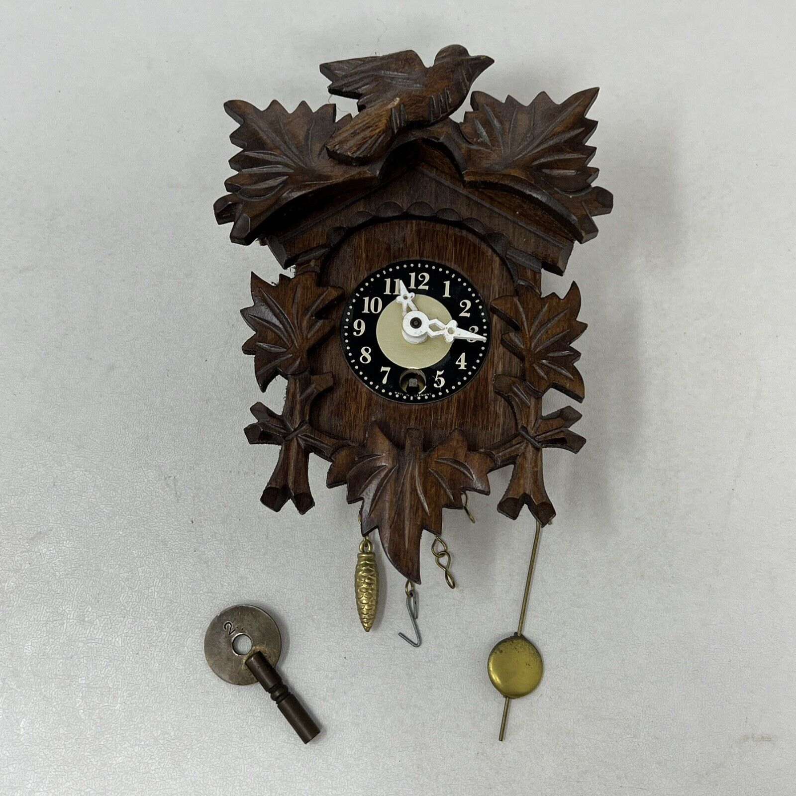 VINTAGE MINI GERMAN Cuckoo Clock *1960s* Key & Pendulum 6\