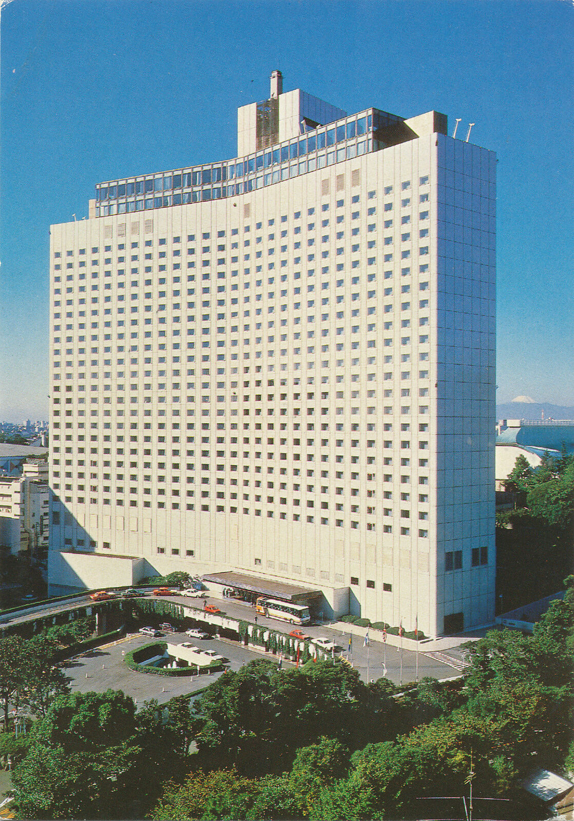 Hotel Pacific Meridien Tokyo - unused 4x6 chrome Postcard