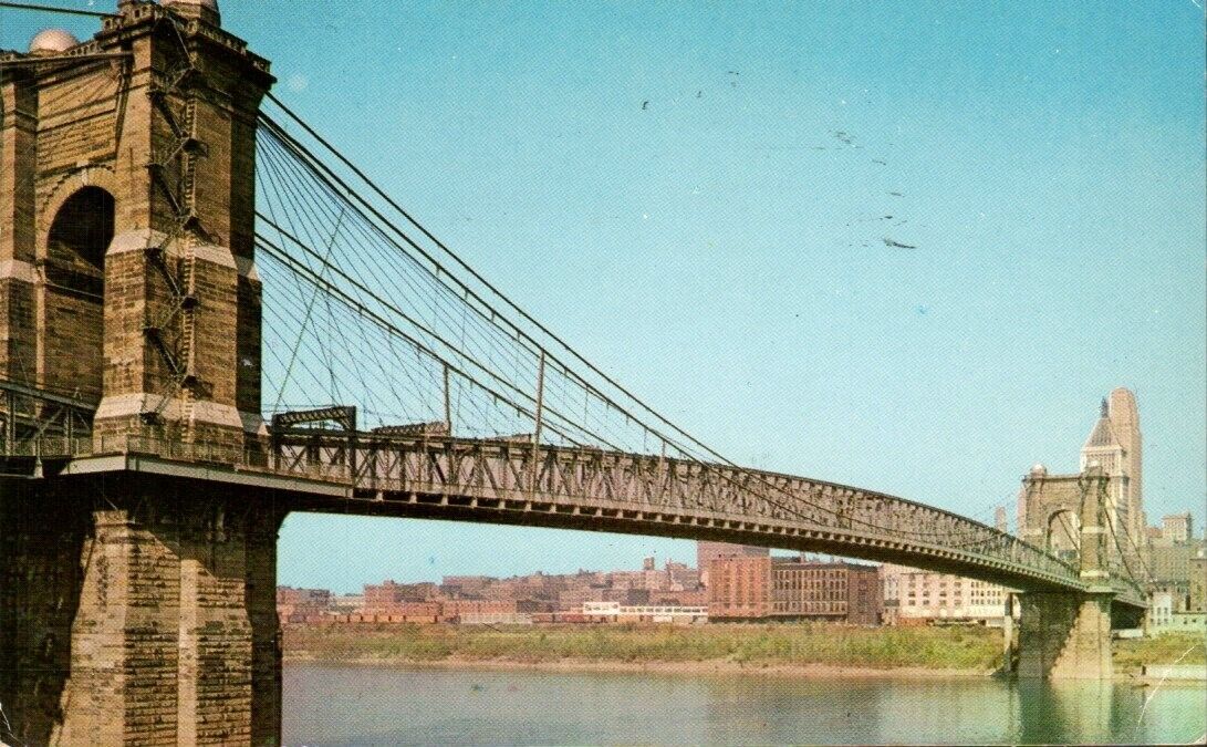 Postcard - Suspension Bridge, Cincinnati, Ohio Posted 1962   2545
