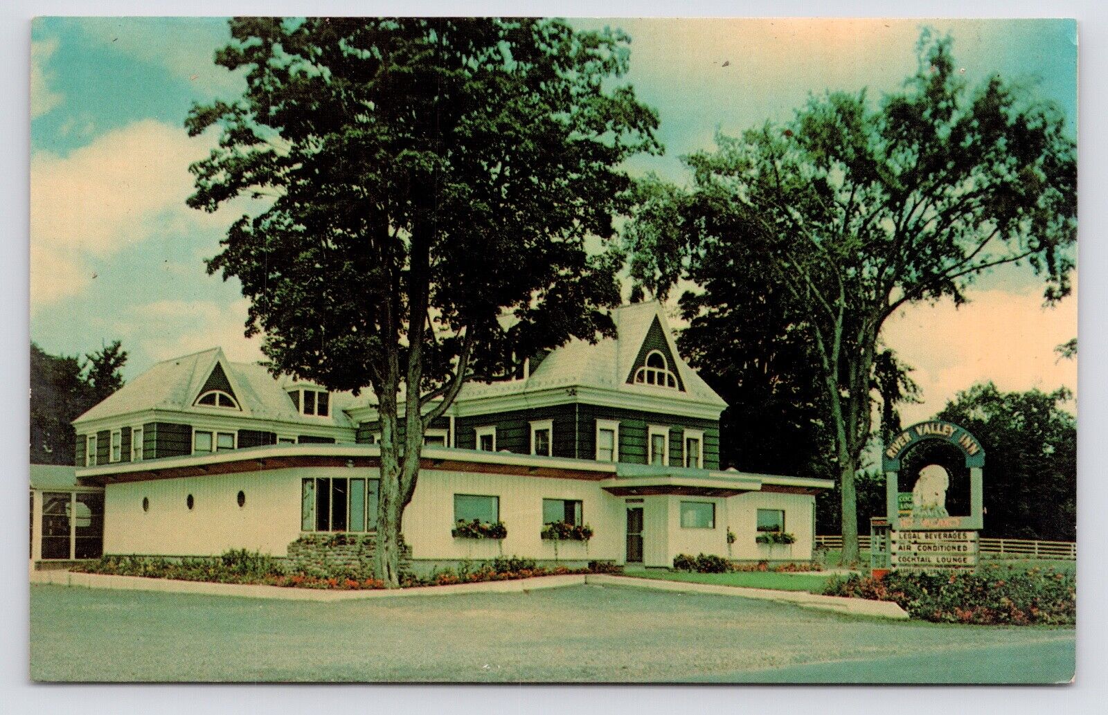 c1950s River Valley Inn Hotel Exterior Sign Mannsville New York NY Postcard