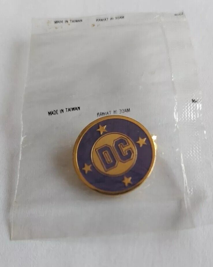  1980s DC Comics Purple/Gold Lapel Pin New In Original Sealed Packaging 