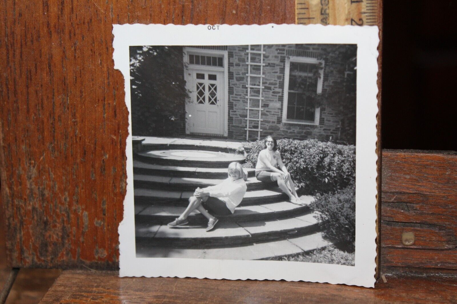 Vintage 1964 Photo Sarah Lawrence College Bronxville, NY Pretty Coeds