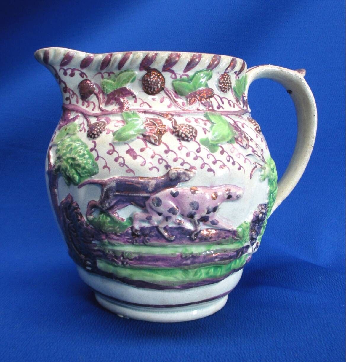 CA 1820 PINK LUSTER RELIEF MOLDED HUNTING DOGS & BERRIES PITCHER 6