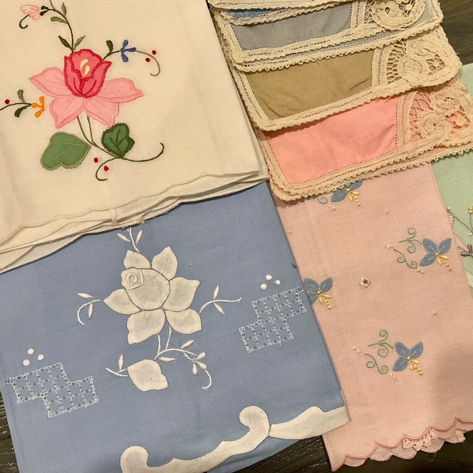 Vintage Embroidered Floral Hostess Hand Towels LOT