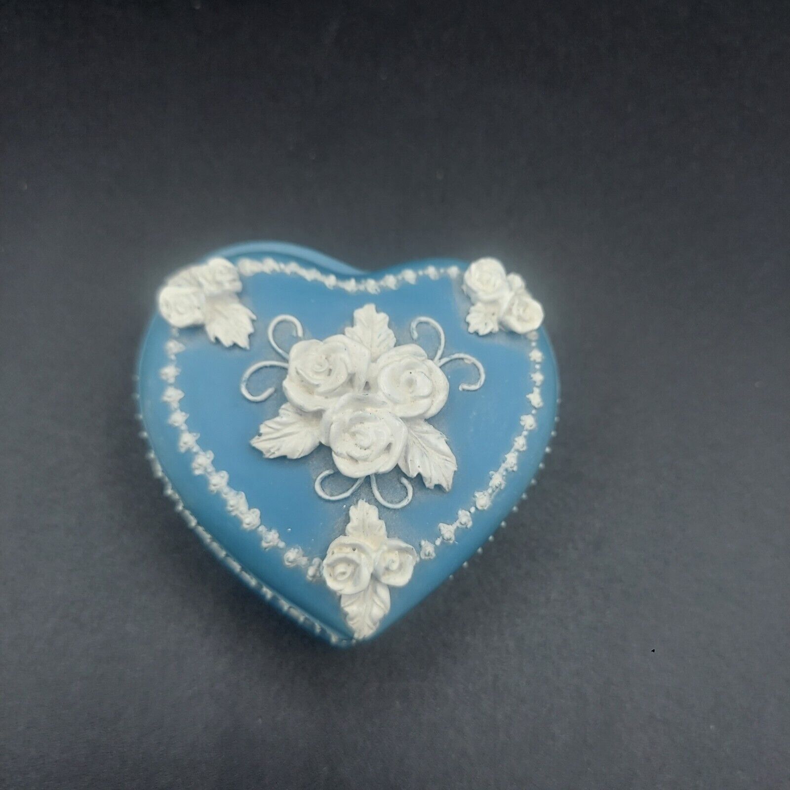 Blue And White Heart-shaped Resin Trinket Box. Looks like Wedgewood